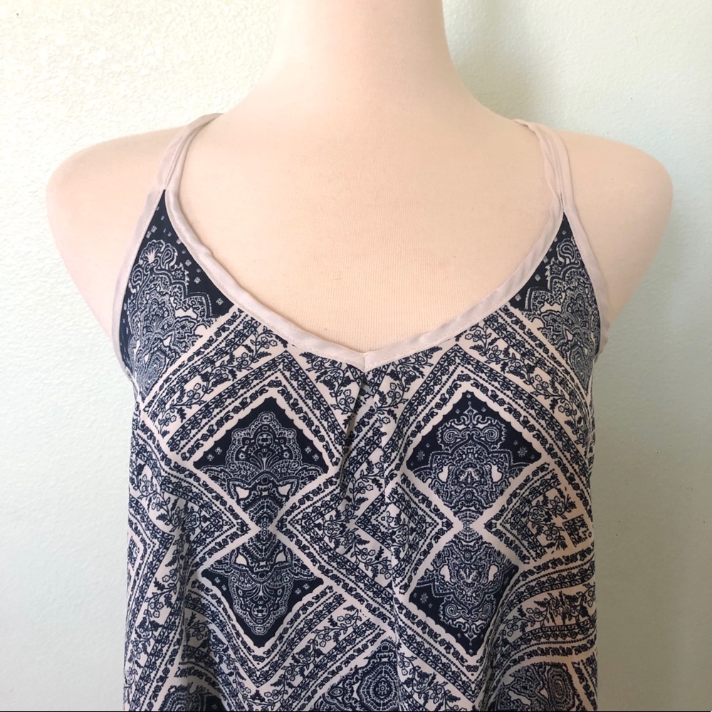 Blue Printed Pattern Tank - Picture 2 of 5